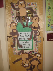 53 Classroom Door Decoration Projects For Teachers