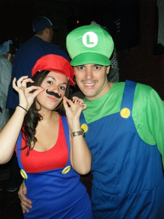 Mario and luigi halloween costumes for couples
