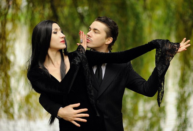 The Addams Family Morticia and gomez couple costume