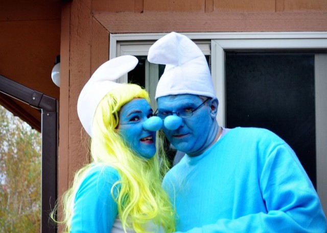 smurf couple halloween costume idea