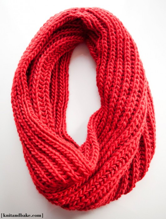 Moms Red Cowl KnitandBake