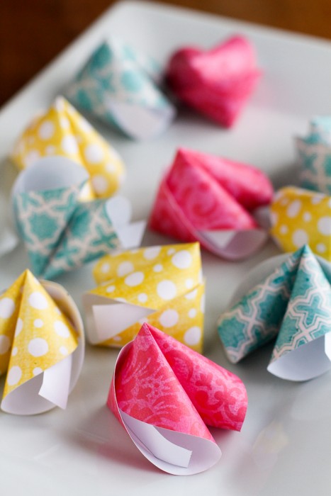 How-To-Make-Paper-Fortune-Cookies