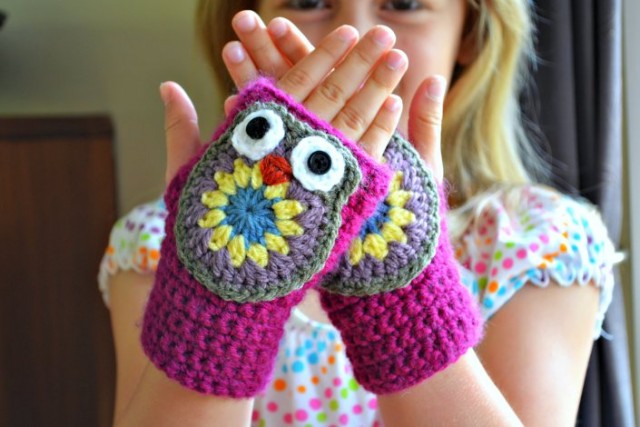 crochet-owl-mitts