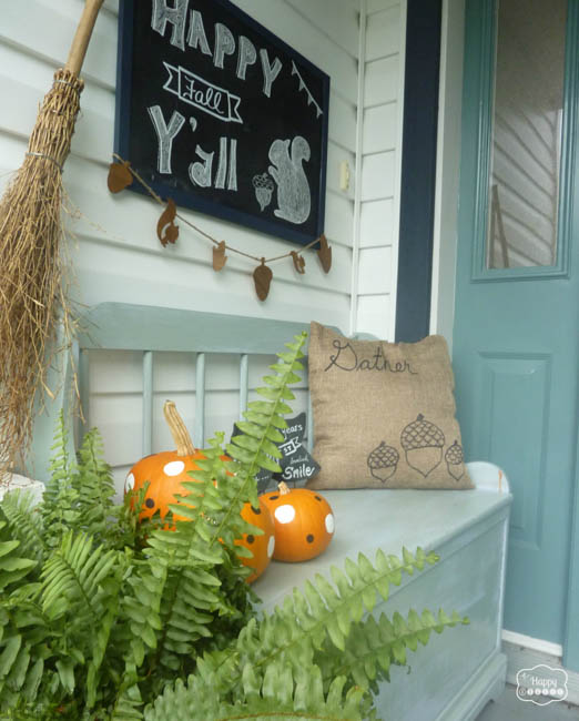 Two-Sided-Sharpie-Pillows-for-Fall-at-thehappyhousie.com-12