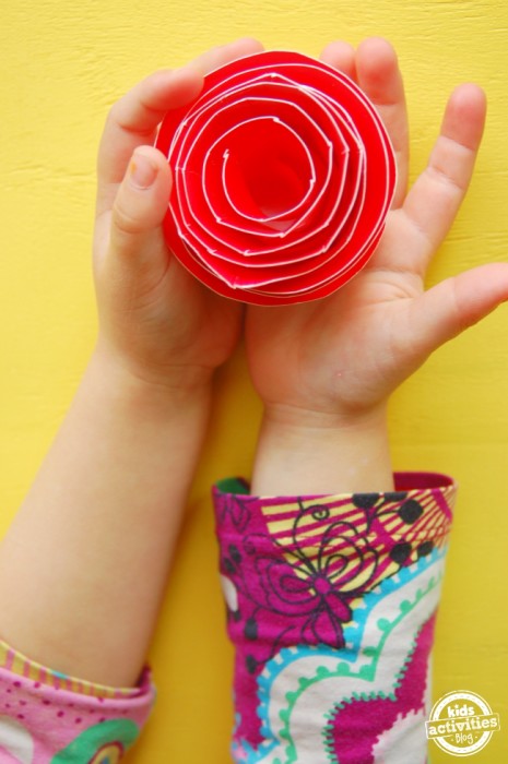 paper-plate-roses-full