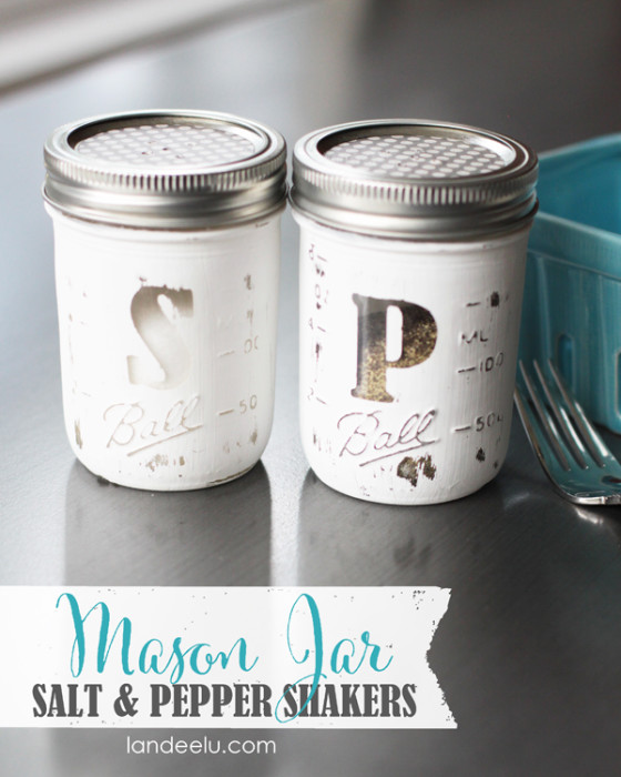 Mason Jar Craft Salt and Pepper Shakers