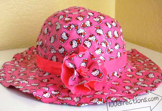 duct-tape-Hello-Kitty-hat2