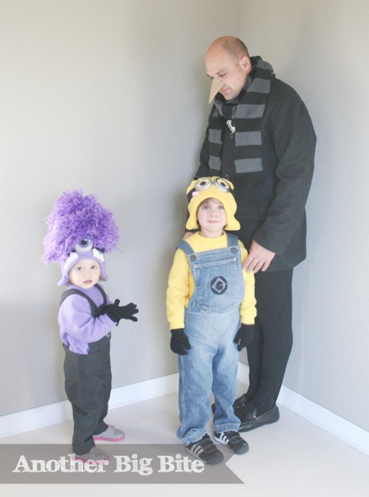 make a purple minion costume