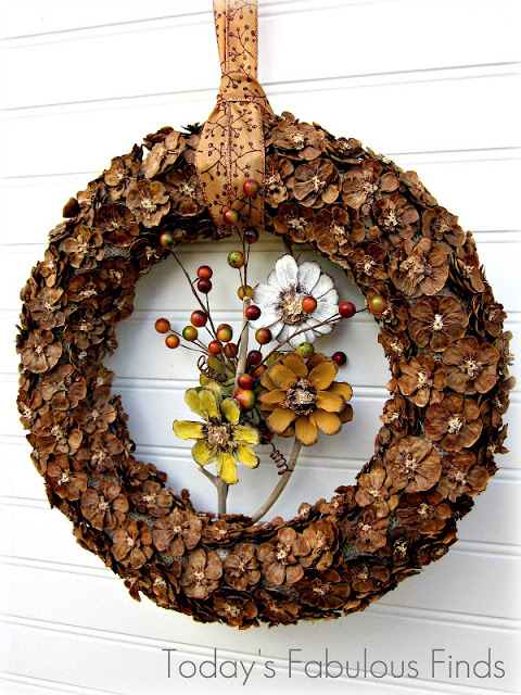 Fall Pine Cone Flower Wreath_5991r