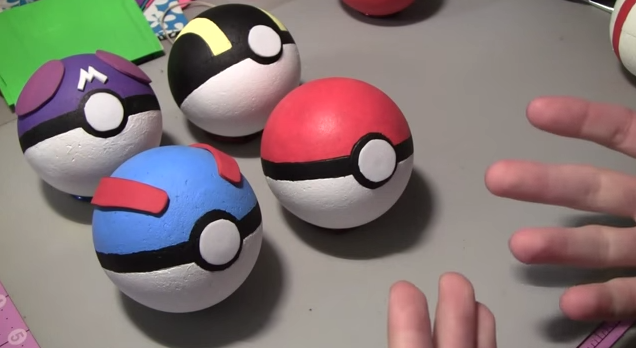 DIY Pokeballs