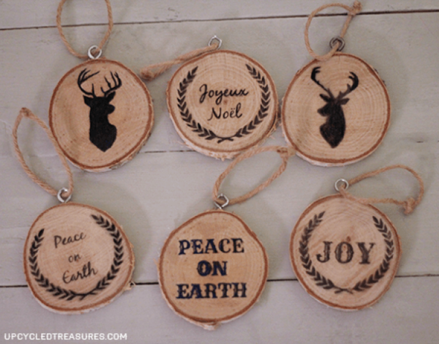 DIY Wood Slice Christmas Ornaments