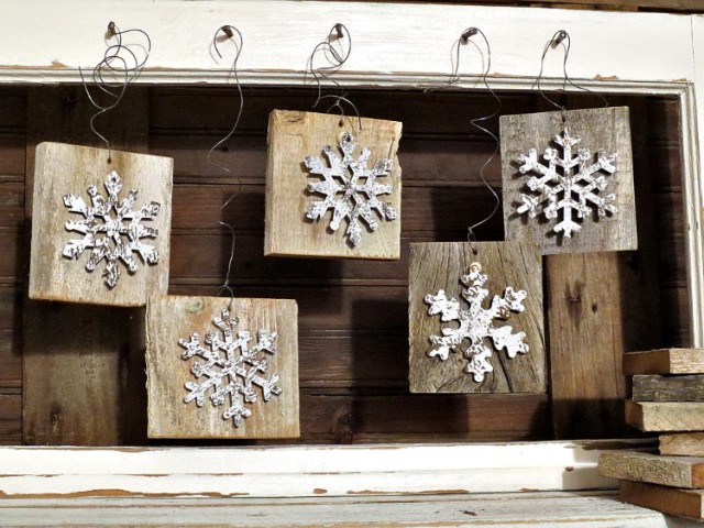 DIY Wood Snowflake Ornaments