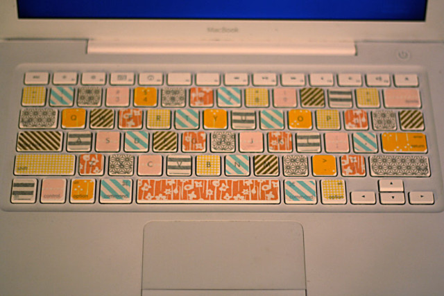 1-16-12-washi-tape-keyboard-2