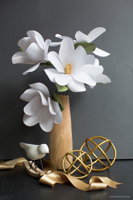 Paper_Magnolia_Flower_DIY