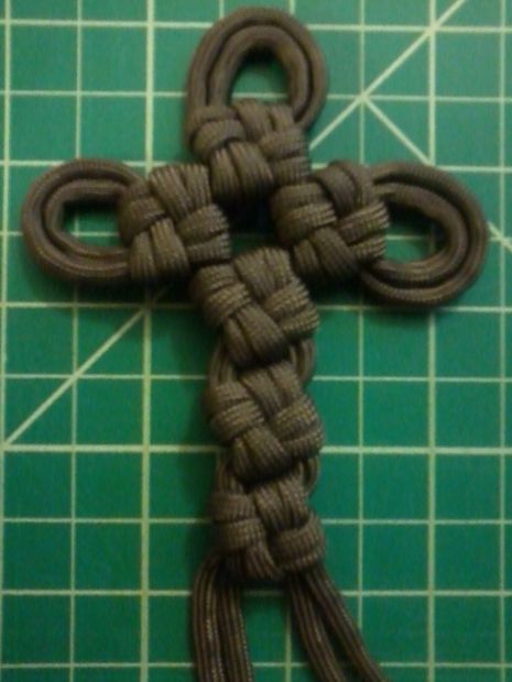 Paracord Cross Knot Cross at Instructables