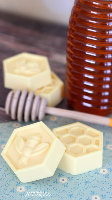 10-Minute-DIY-Milk-Honey-Soap