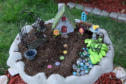 Bird Bath Fairy Garden