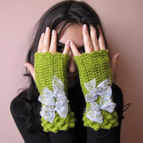 Fancy Fingerless Crochet Gloves