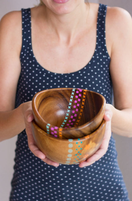 Modern Touch to Wood Bowls