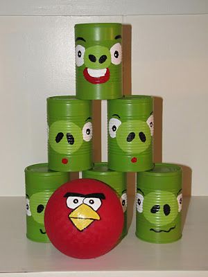 Angry Birds Bowling