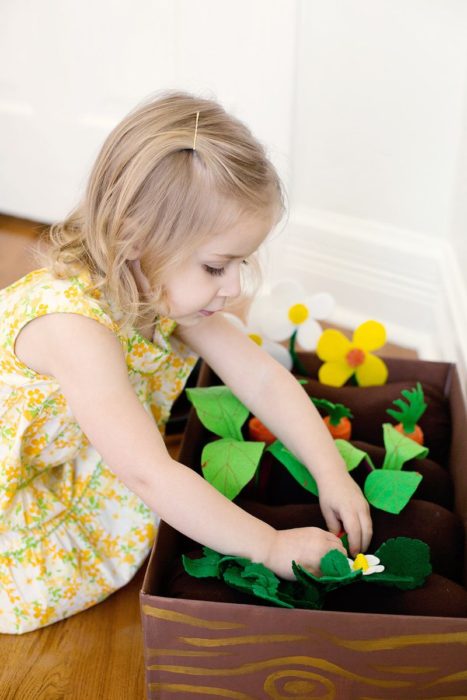 DIY Plantable Felt Garden Box