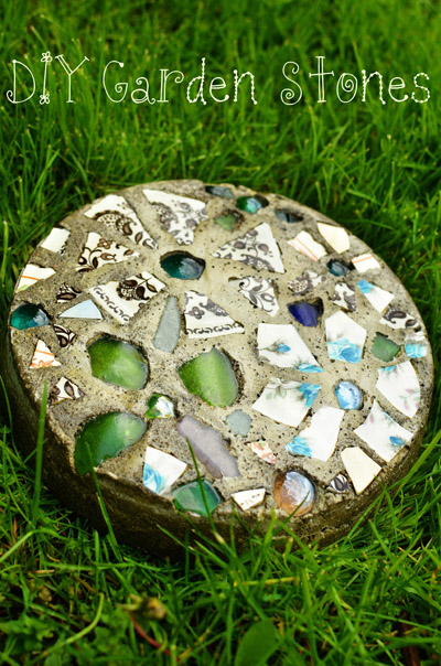 DIY Garden Stones