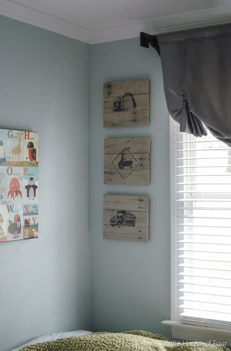 DIY Pallet Photo Transfer Art