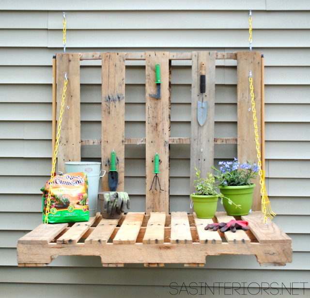 Pallet Gardening Table