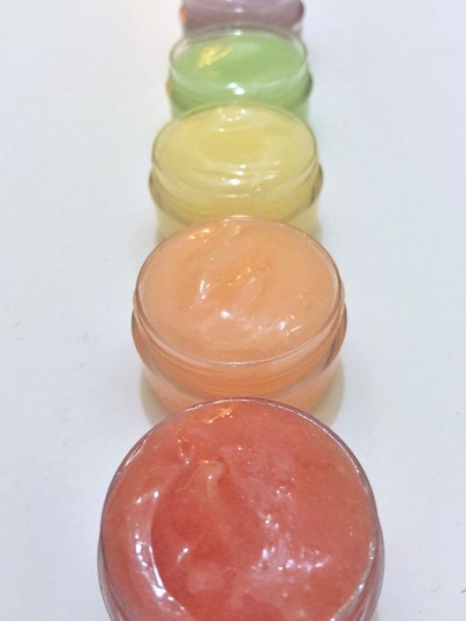 DIY JELLO Lipgloss