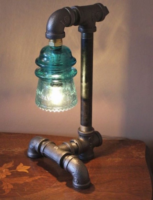 DIY Industrial Pipe Lamp