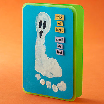 foot-ghost-card