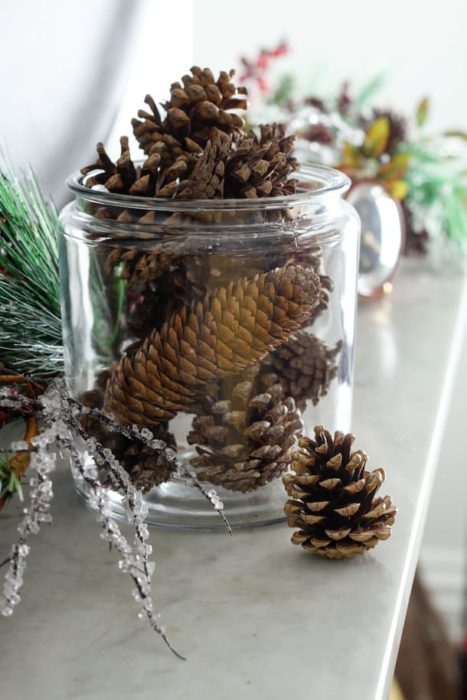 how-to-make-diy-scented-pinecones
