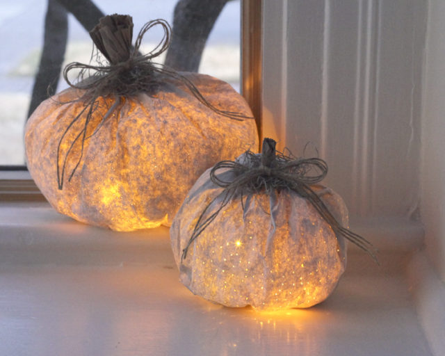 paper-pumpkin-luminary-halloween-decorations