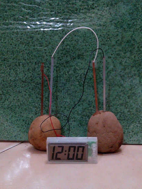 diy-potato-clock