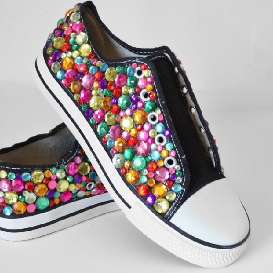 rhinestone-sneakers-tutorial