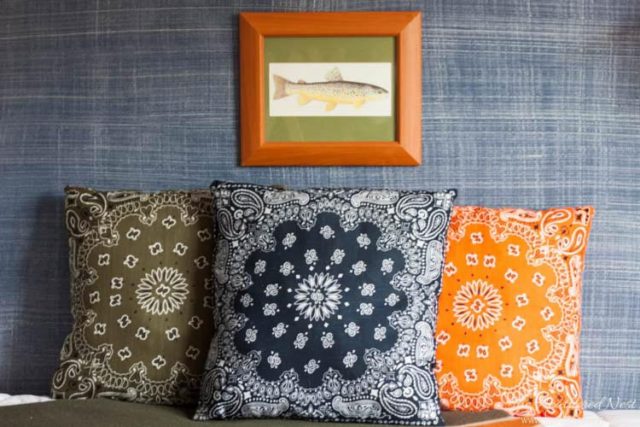 diy-bandana-pillows