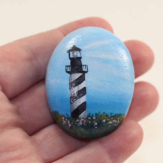 hand-painted-lighthouse-rock