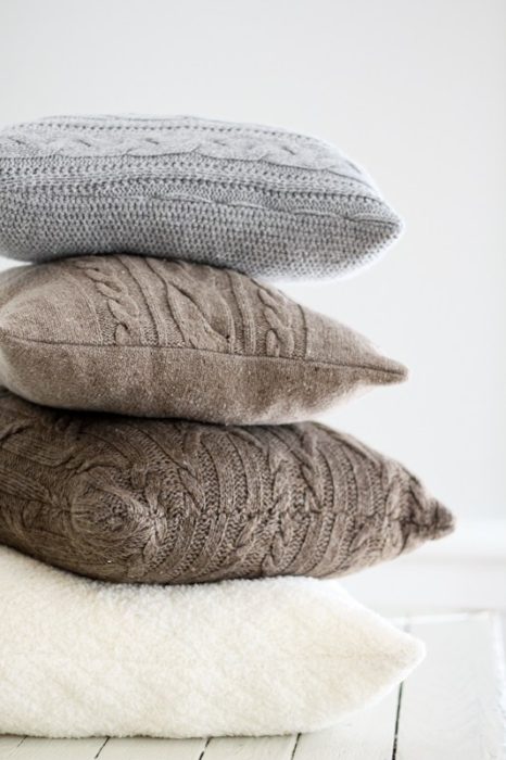 re-purposed-sweater-pillows