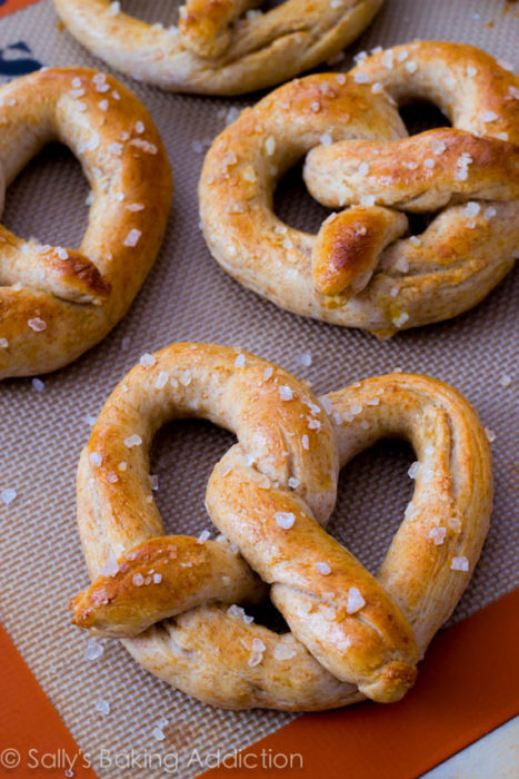 30-minute-homemade-soft-pretzels