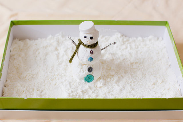 diy-indoor-snowman