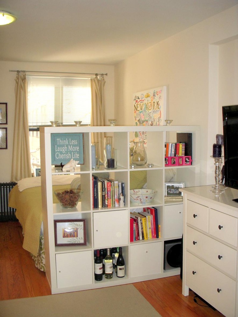 25 Creative Ideas for using Bookshelves as Room Dividers