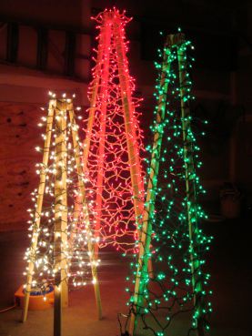 outdoor lighted christmas decorations